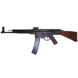 Штурмовая винтовка "Вермахта STG-44",2-я Мировая Война, Германия