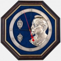 Настенные часы "Феликс Дзержинский", 34 х 34 см