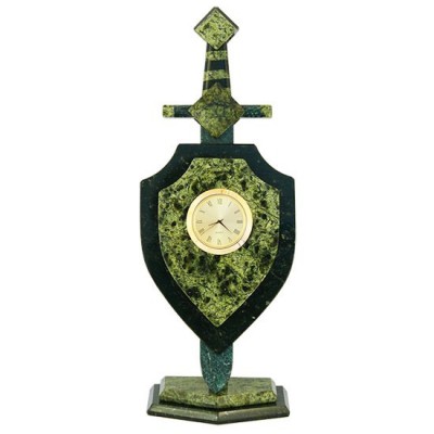 Декоративные часы из змеевика "Меч и щит", высота 30 см